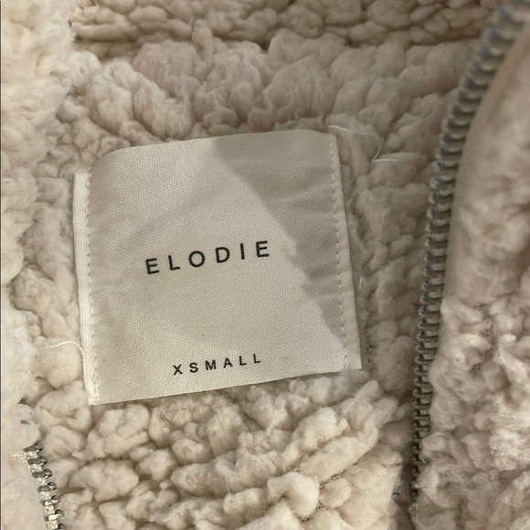 Women's Elodie Cream Sherpa Pullover Jacket - Picture 3 of 6